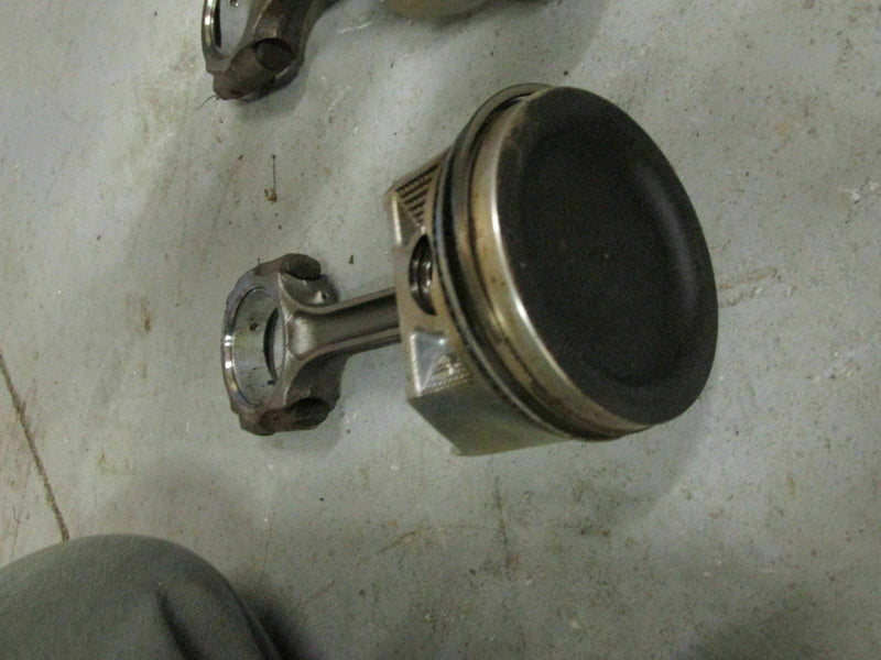 2001 Suzuki Outboard DF115 151852 piston and rod 12111-90J01