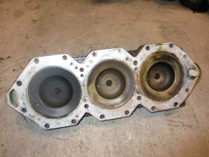 Johnson 175hp 2 stroke outboard cylinder head (0337548)