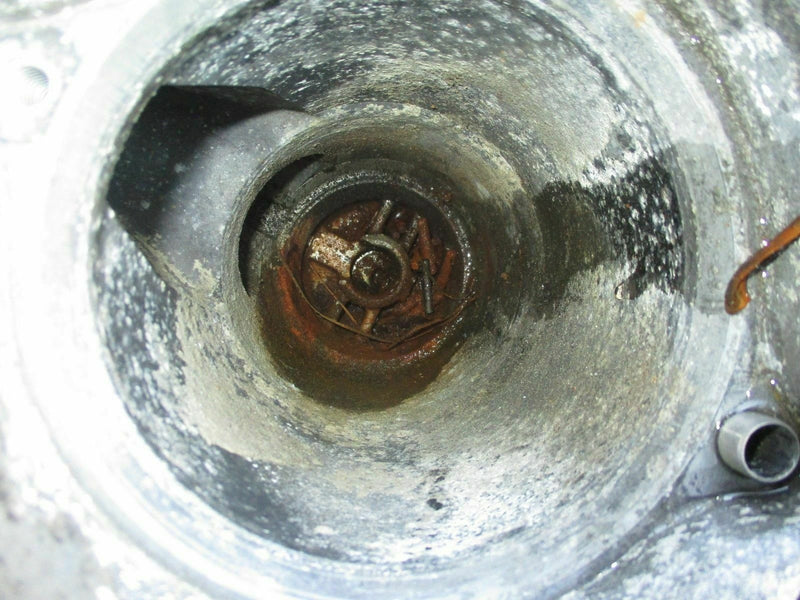 Yamaha 250hp 4-stroke outboard lower unit casing 6P2-10