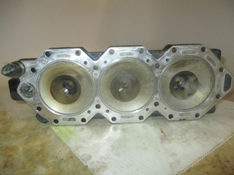 Evinrude ETEC 175hp outboard starboard cylinder head (352179)