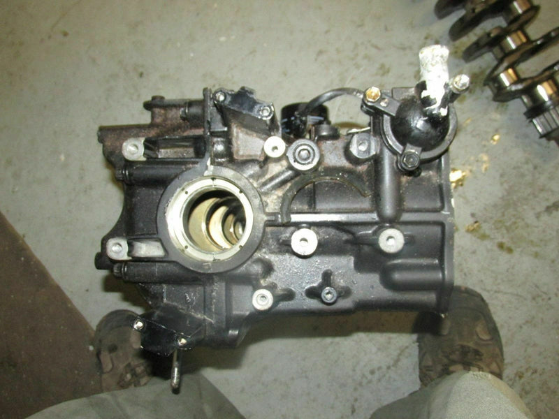 1998 Suzuki Outboard DF60 hp 06001F-861051 4-stroke crankcase block