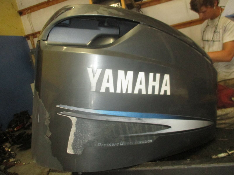 Yamaha HPDI 300hp outboard top cowling
