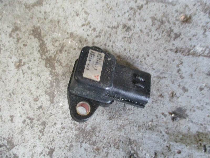2003 yamaha VMAX OX66 150hp fuel injection outboard pressure sensor 67h-82380