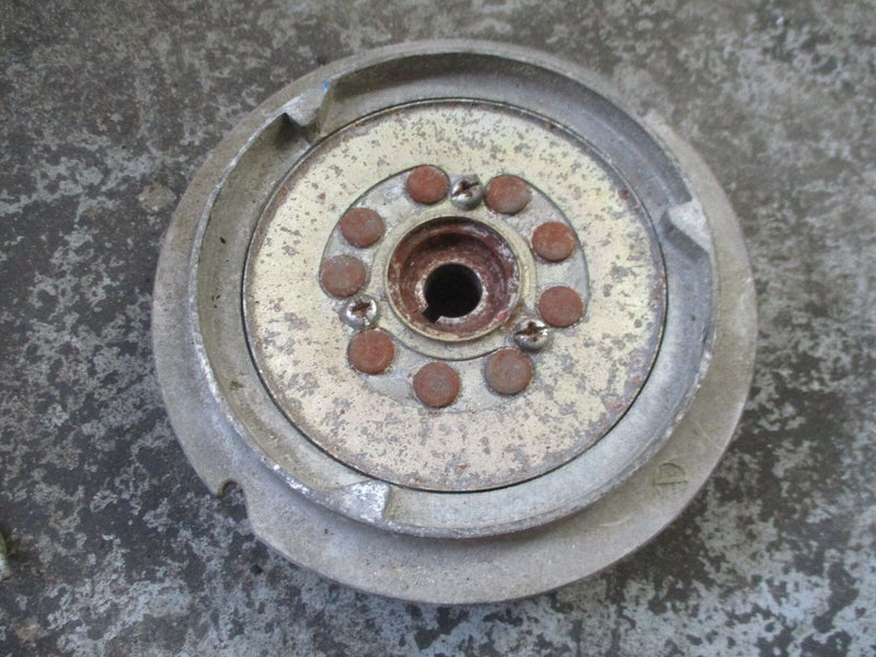1993 Yamaha outboard 15hp 2 stroke flywheel 6e7-85550-70