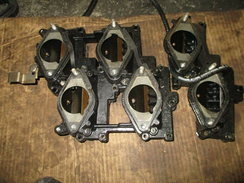 1998 Johnson 200hp oceanrunner 2-stroke outboard intake manifold reeds 0437340
