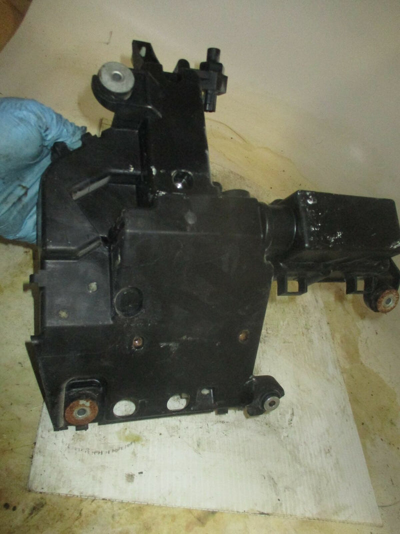 Yamaha HPDI 250hp outboard electronics holder (60V-81948-00-00)
