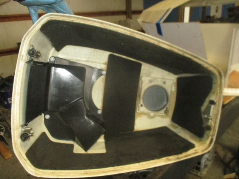 Suzuki DT90 90hp outboard top cowling