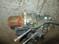 Load image into Gallery viewer, 1998 Suzuki Outboard DT225 2-stroke power tilt and trim unit
