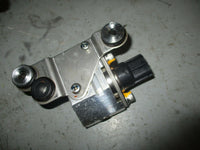 Load image into Gallery viewer, 2006 VZ200TLR Yamaha 200 hp Vmax HPDI outboard fuel pressure sensor 60v-82380
