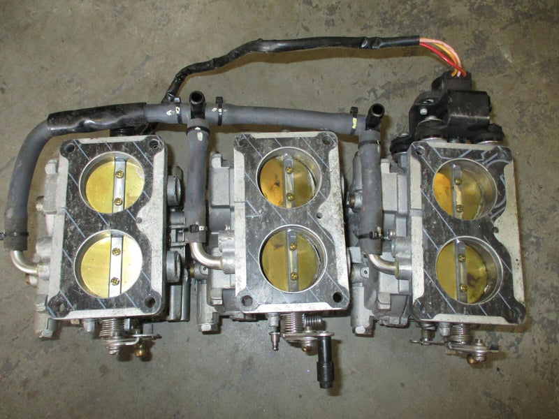 Yamaha Carburetor set of 3 [6S300] (6S3-14301-00) Middle Carb Valve Stuck