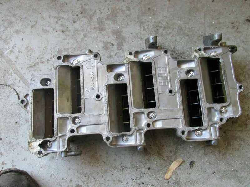 1989 Yamaha 225G-Excel 225 hp V-6 2-stroke intake manifold w/ reeds 6K7-13610-00