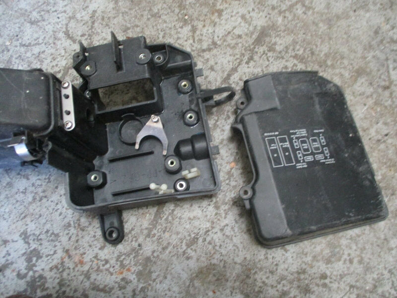 2003 Yamaha 175hp HPDI Outboard electronics box 68f-81942