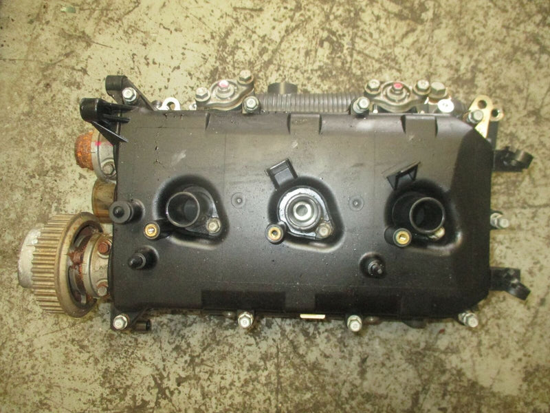 Yamaha 300hp 4 stroke outboard port cylinder head