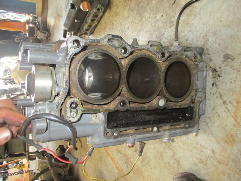 1997 Honda BF45A outboard crankcase block