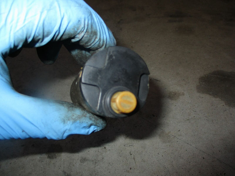 Suzuki outboard VST fuel pump (UC-T30)