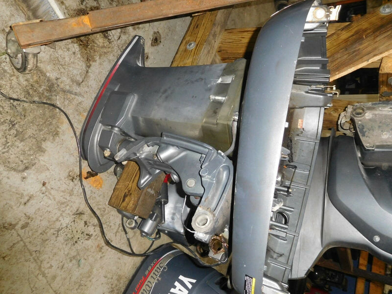 2000 yamaha 150 SWS OX66 V6 outboard 25" mid section