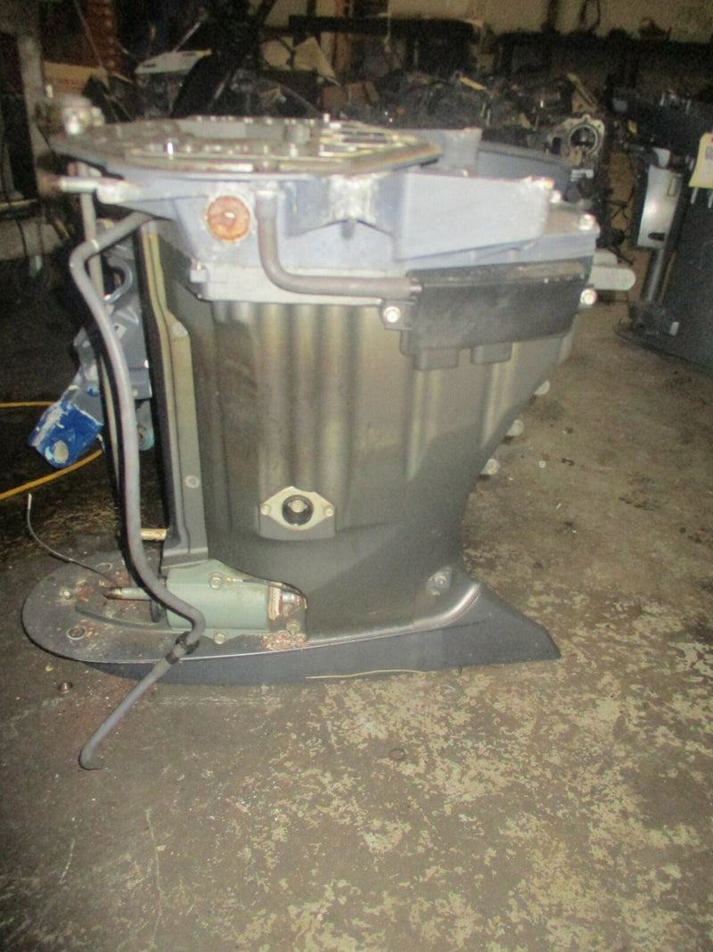 Yamaha 350hp 4 stroke outboard 25" midsection