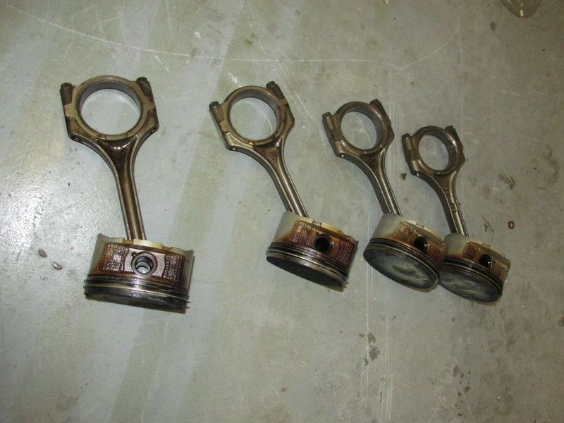 Honda Outboard BF200A 200hp piston and connecting rod 13101-ZY3-000