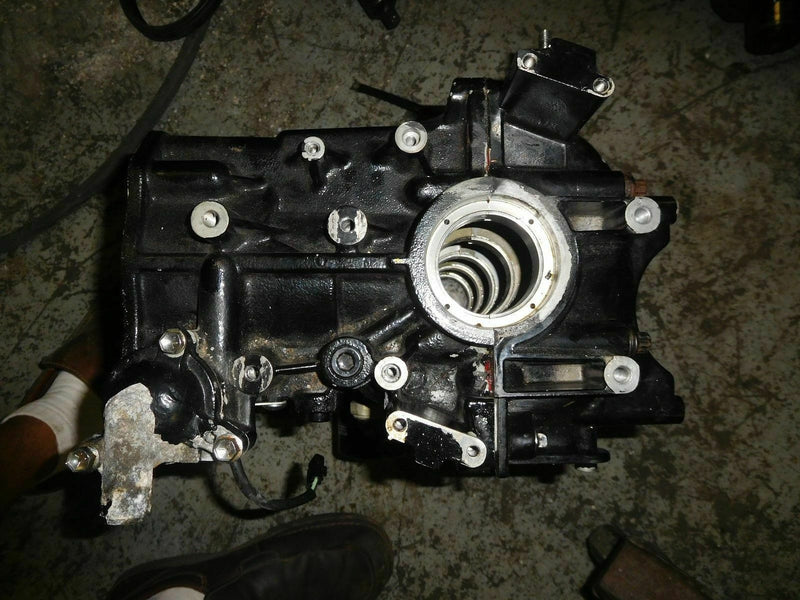 2000 Suzuki Outboard DF70 hp crankcase block 11300-99E05-014