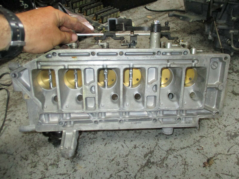 2003 yamaha VMAX OX66 150hp fuel injection outboard Throttle body 67H-13751
