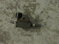 Load image into Gallery viewer, 2001 Yamaha Outboard 200 hpdi Z200TXRZ oil solenoid pump 68F-13100-00-00
