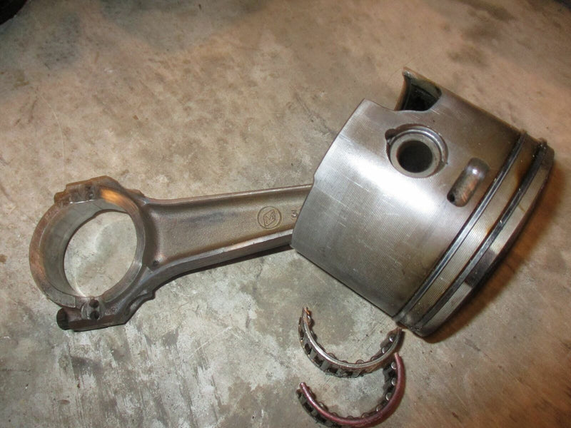 Johnson 150hp 2 stroke outboard port piston and rod (436242)