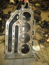 Load image into Gallery viewer, Johnson 115hp 4 stroke outboard crankcase block
