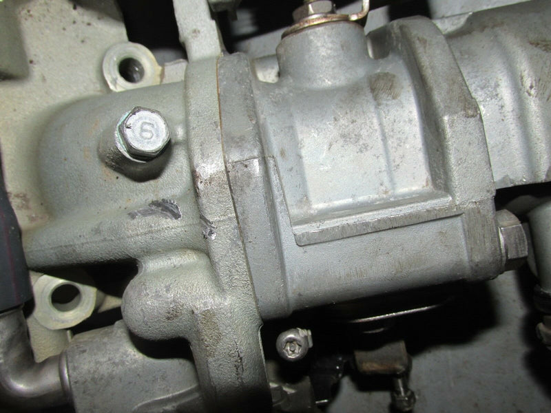2006 Yamaha 4 stroke F200TXR port throttle body & intake manifold 60L-1375A-12-0