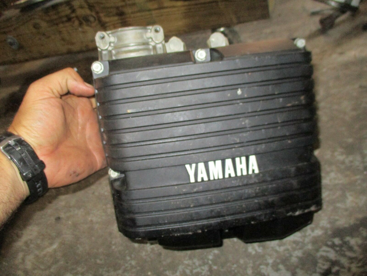 1997 Yamaha 115hp outboard C115TLRV complete intake silencer