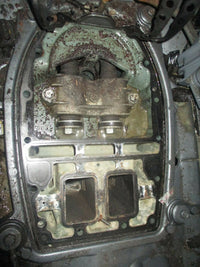 Load image into Gallery viewer, Yamaha 250hp 2 stroke outboard 30" midsection
