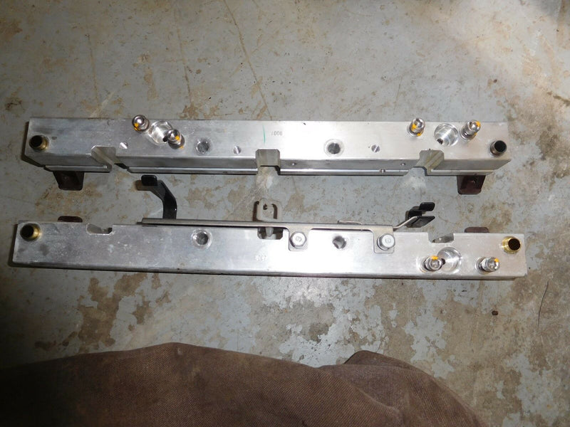 2006 yamaha VZ250TLR VMAX hpdi fuel rail set 60v-13161-00-00