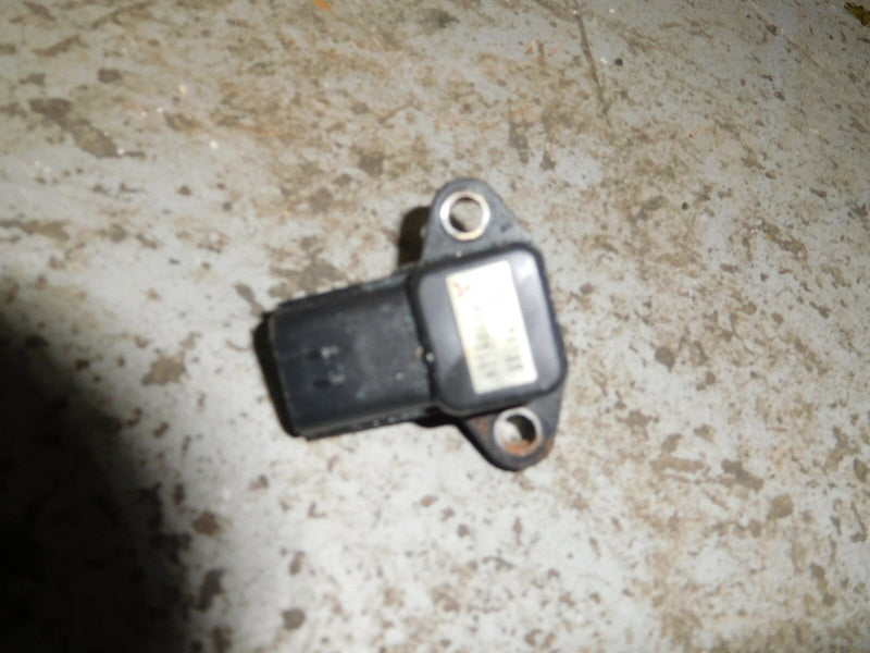 2000 Yamaha outboard SX225TXRY SWS 2 stroke pressure sensor 67H-82380-00-00