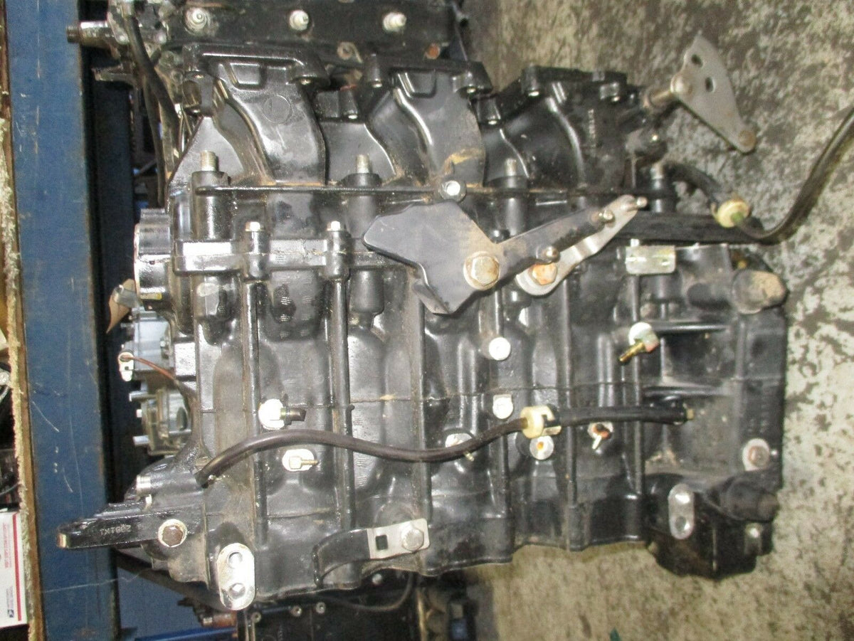 2008 Evinrude 90 hp outboard Etec crankcase bock