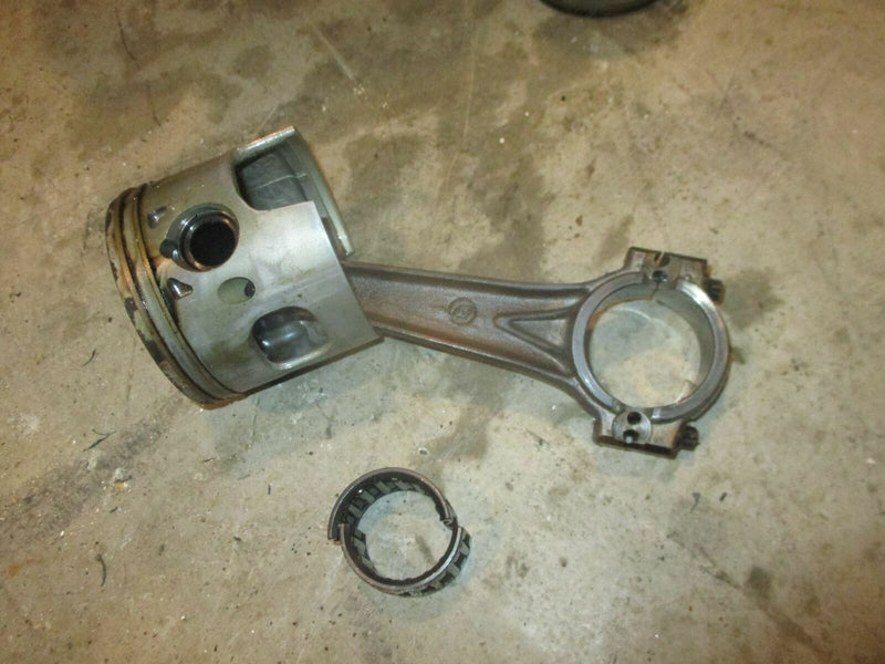 Evinrude 200hp Ocean Pro 2-Stroke Outboard Starboard Piston and Rod (436859)