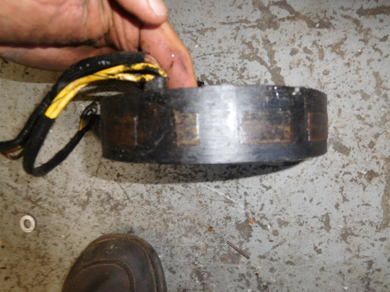 Johnson Mid 90's 150hp outboard Stator 593837