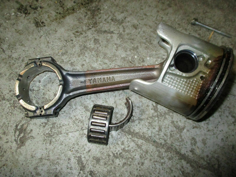 1996 Yamaha 250hp VX SWS 2-stroke outboard strbd piston rod 62j-11646-02