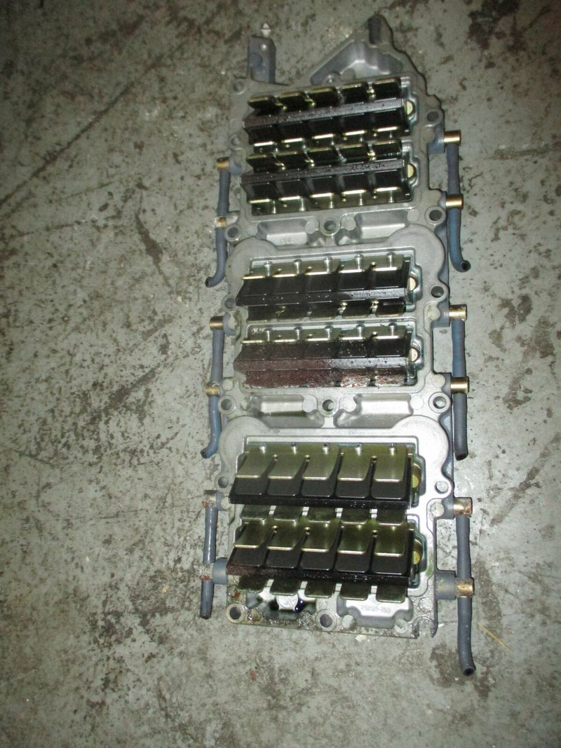 Yamaha HPDI 200hp outboard intake manifold with reeds (68F-13624-00-1S)