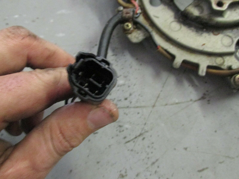 1994 Suzuki Outboard DT 150 200 20002-461063 ignition timing coil 32103-92E10