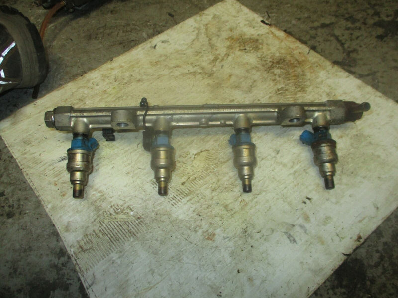 Suzuki DF70 70hp outboard fuel rail with injector set (15751-99E00)