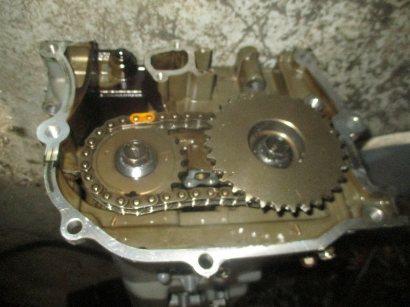 Suzuki DF225 225hp outboard starboard cylinder head
