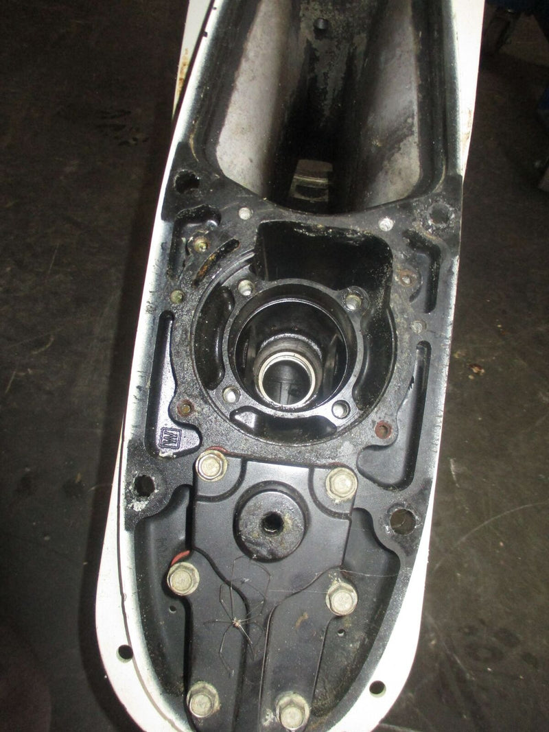 Johnson Evinrude older style V6 gear case (352704)