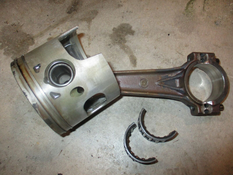 Evinrude OceanPro 200hp outboard starboard piston and rod (436859)