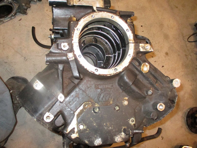 Evinrude Ficht 225hp 2 stroke outboard crankcase block