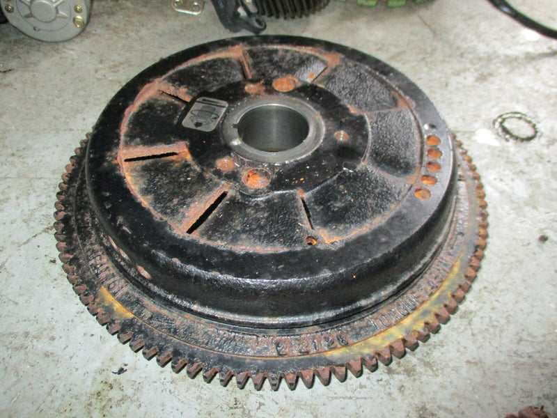 2002 Suzuki outboard DF115 4 stroke 115hp flywheel 32102-92j10
