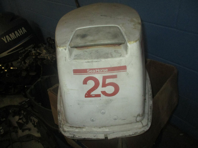 Johnson 25hp 2 stroke outboard sea horse top cowling