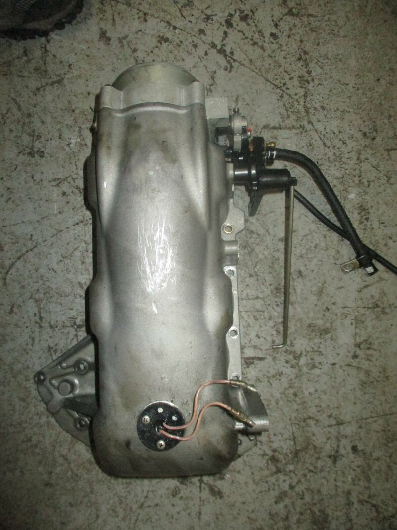 Mercury Optimax 225hp outboard air plenum and throttle body (850287T10)