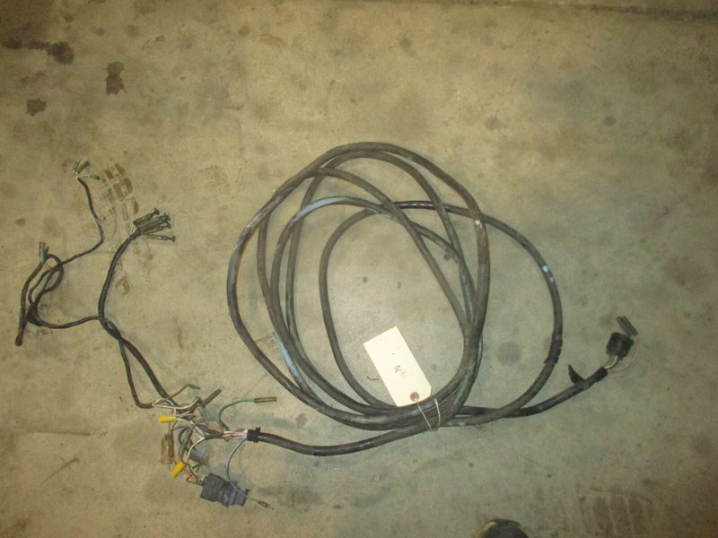 Suzuki outboard 20ft round black plug rigging harness