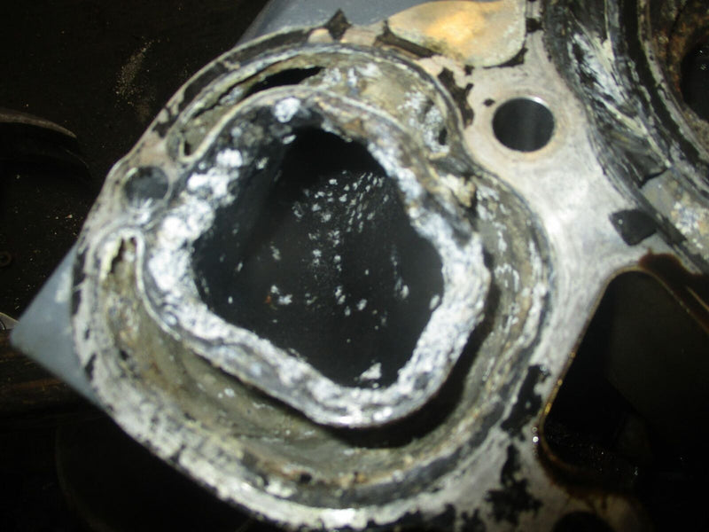 Yamaha 200hp 4 stroke outboard port cylinder head