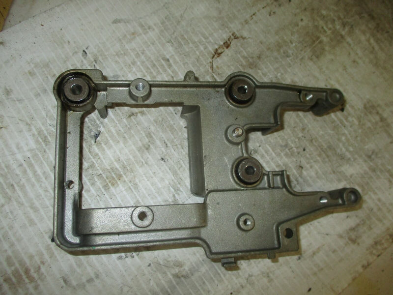 Yamaha 40hp outboard electronics mounting bracket (6E9-70)