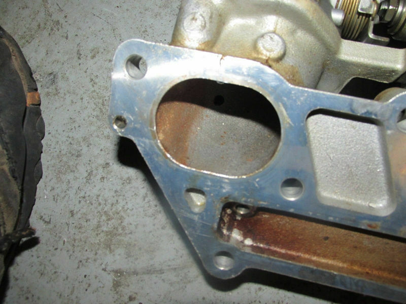 2011 Yamaha outboard 4 stroke F225TXR 225hp stbd intake manifold 69J-13752-01-00